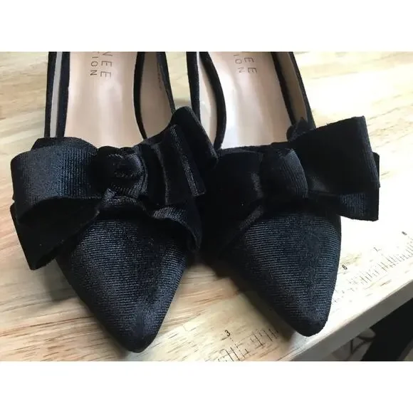 Journee Collection Crystol Women's 8 Black Bow Slip-On Pointed Toe Pump Heels - Picture 6 of 7